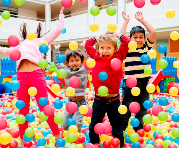 Los mejores parques de bolas en Vigo para niños